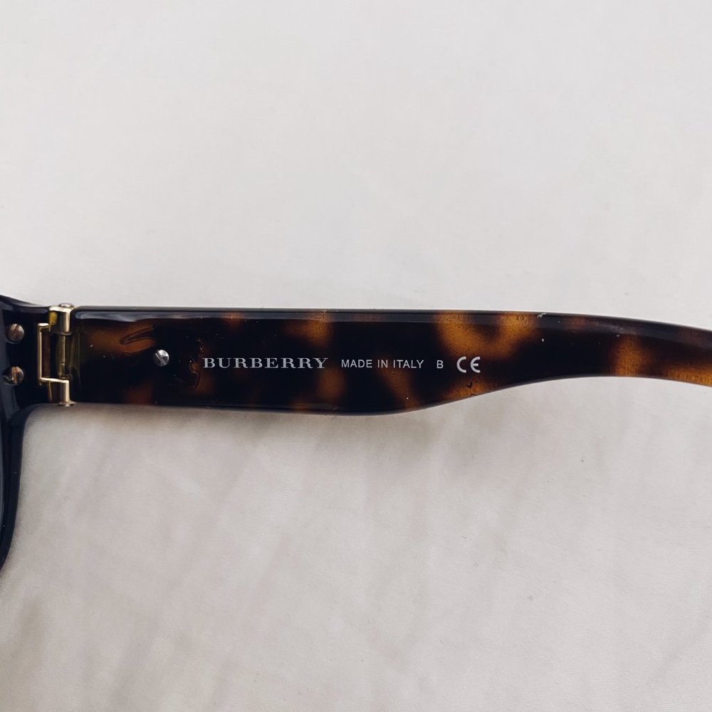 Burberry Tortoise Shell Sunglasses - Picture 6 of 6